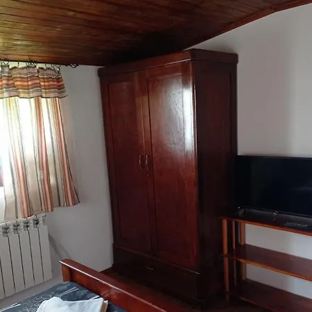 семейна къща лазарови