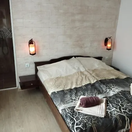Appartement семейна къща лазарови *